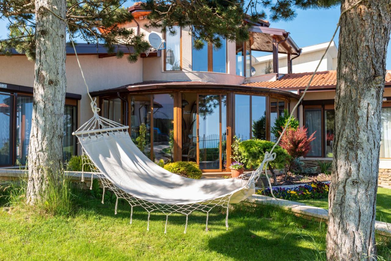 Sunny House Izgrev Villa Balcic Exterior foto